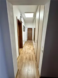 CIRCUMVALATIUNII - LIFT - 4 CAMERE - RENOVAT - 2 BAI - 2 BALCOANE - CENTRALA PROPRIE - CLIMA - BOXA CF - foto 9