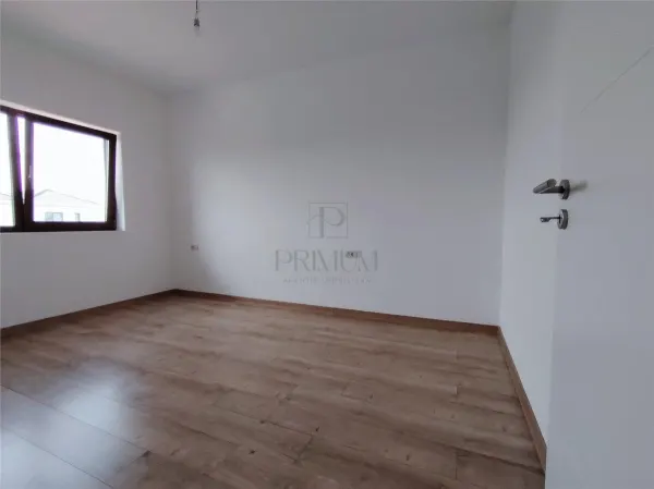 Casă 4 camere Moșnița Veche - poza 5