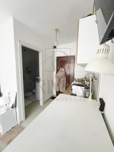 UMT - 1 CAMERA - RENOVATA - BAIE - AER CONDITIONAT - foto 2