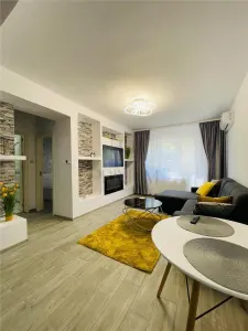 Gheorghe Lazar - 2 Camere - Etaj 1 cu LIFT - Centrala proprie - Complet renovat - foto 4