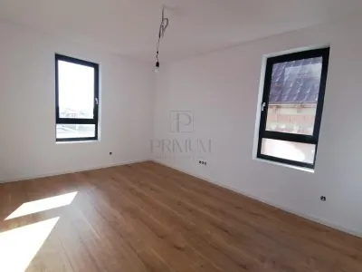 Duplex modern - design deosebit - zona foarte buna - 3 dormitoare - foto 14