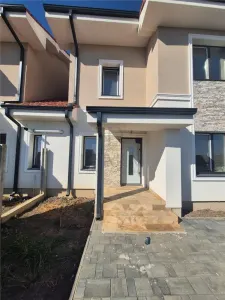 Duplex despartit - zona excelenta - finiaje premium - foto 2