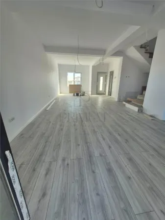 Casă 4 camere Moșnița Nouă - poza 8