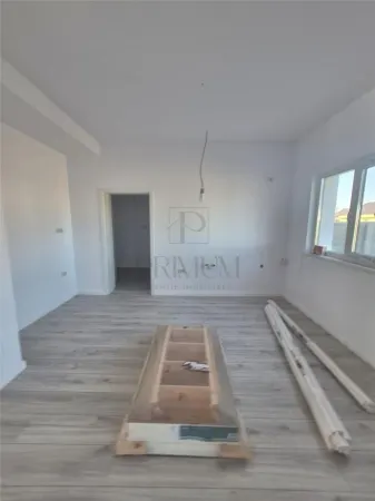 Casă 4 camere Moșnița Nouă - poza 10