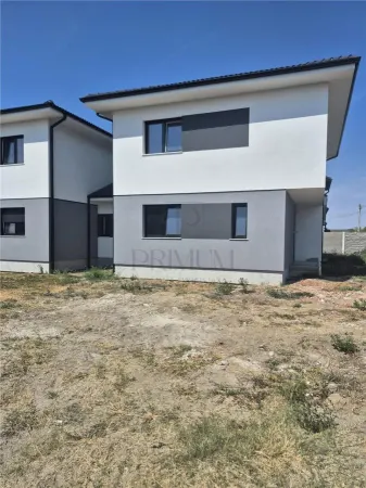 Casă 5 camere Moșnița Nouă - poza 2