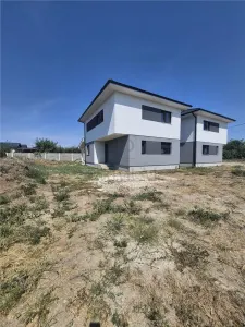 DUPLEX DESPARTIT - SUPRAFETE MARI - ZONA EXCELENTA - foto 5
