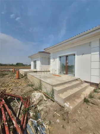 Casă 3 camere Moșnița Nouă - poza 11