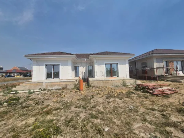 Casă 3 camere Moșnița Nouă - poza 6