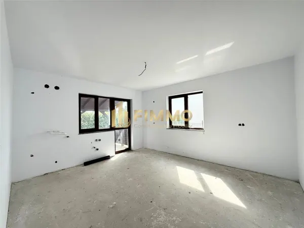 Casă 6 camere Ipotești - poza 3
