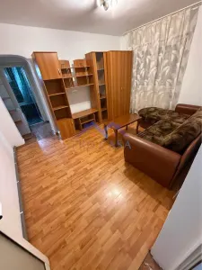 Apartament 3 camere, Cetate, et.1, b-dul Transilvaniei - foto 1