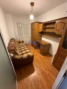 Apartament 3 camere, Cetate, et.1, b-dul Transilvaniei - foto 2