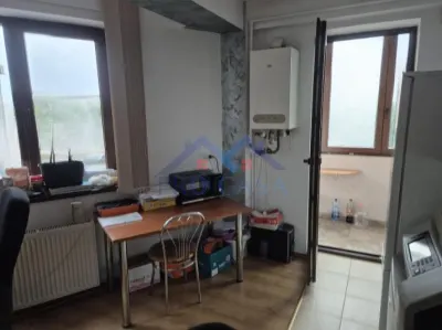 Apartament 2 camere, decomandat, etaj 2, Cetate, 2 balcoane, 62 mp. - foto 3