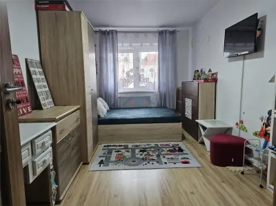 Apartament 3 camere, Cetate, et.3, pivnita, mobilat,utilat - foto 11