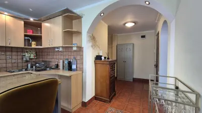 Apartament 3 camere decomandat, Tolstoi, et.3 - foto 5