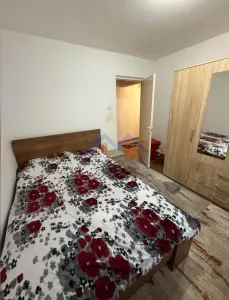 Apartament 3 camere in Cetate, et.3 - foto 4