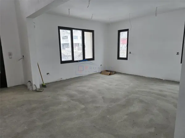 Casă 5 camere Șcheia - poza 3