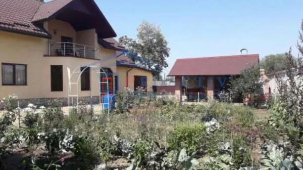 Casă 4 camere Suceava - poza 3