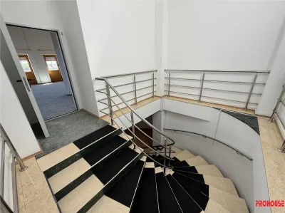 Cladire ideala pentru gradinita privata - Calea Moldovei - foto 13