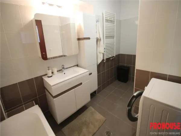 Apartament 3 camere Bacău - poza 11