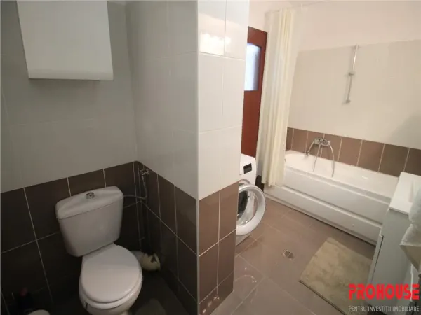 Apartament 3 camere Bacău - poza 12