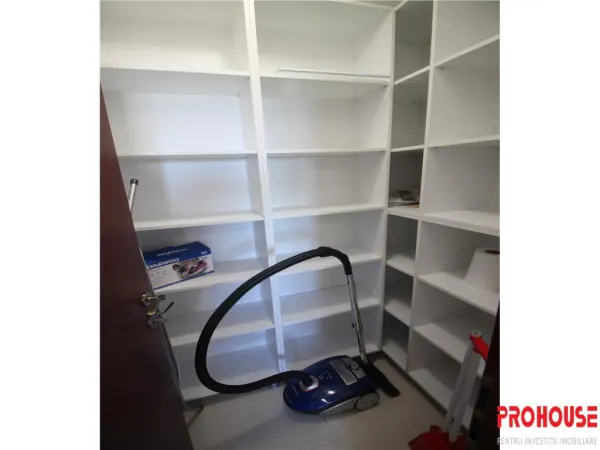 Apartament 3 camere Bacău - poza 24