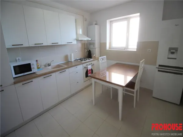 Apartament 3 camere Bacău - poza 4
