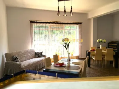Pensiune 11 camere P+ 2E,, Statiunea Mamaia Nord - foto 3