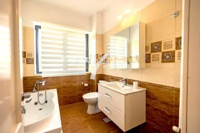 Statiunea Mamaia - Apartament 2 camere Cu vedere partiala la Mare si Lac - foto 2