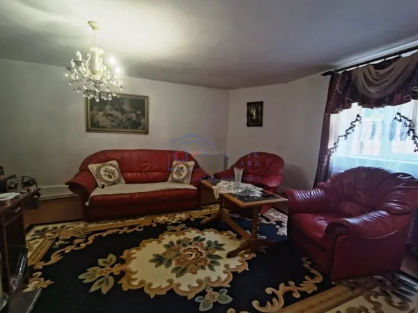 Casă 7 camere Suceava - poza 1