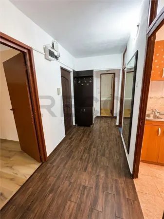 Apartament 3 camere Oradea - poza 11