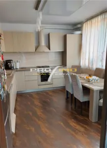 Cumpana, vila exclusivista, realizata, dotata si mobilata modern si functional - foto 6