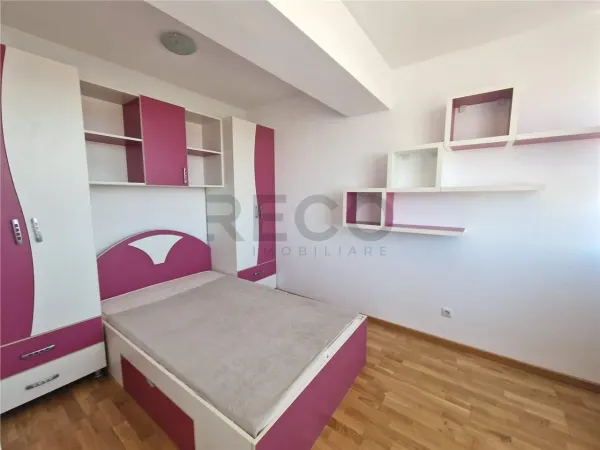 Apartament 3 camere Oradea - poza 3