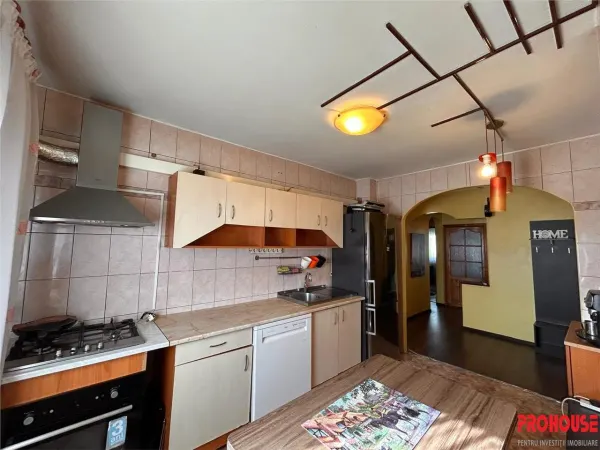 Apartament 3 camere Bacău - poza 12