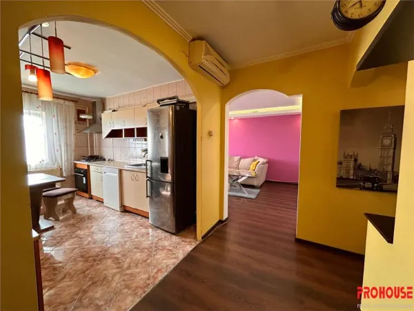 Apartament 3 camere Bacău - poza 4