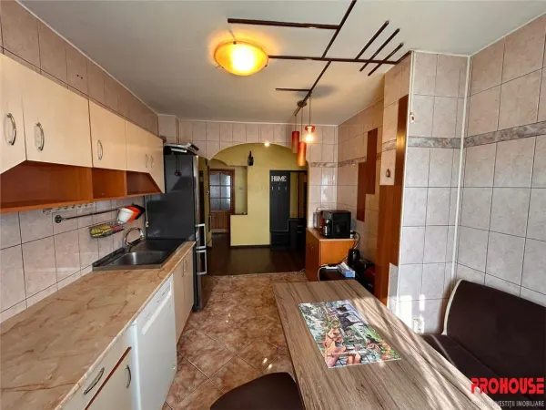 Apartament 3 camere Bacău - poza 10