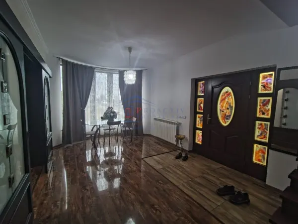 Casă 5 camere Moara - poza 1