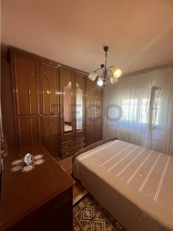 Apartament 3 camere Oradea - poza 1
