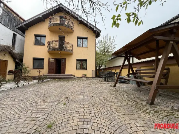 Casă 8 camere Bacău - poza 2