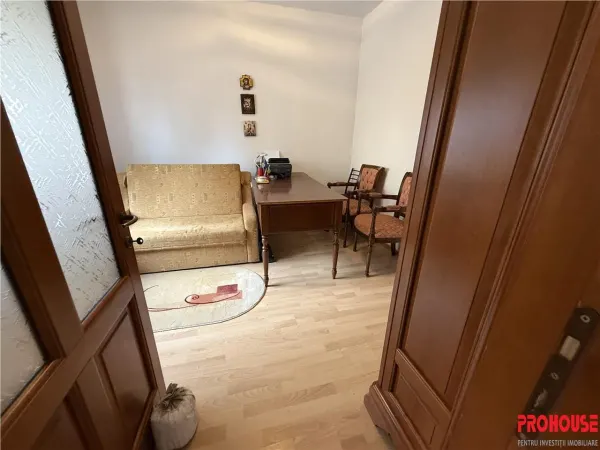 Casă 8 camere Bacău - poza 12