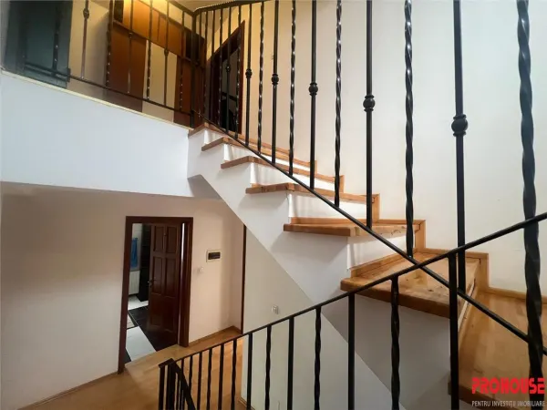 Casă 8 camere Bacău - poza 21