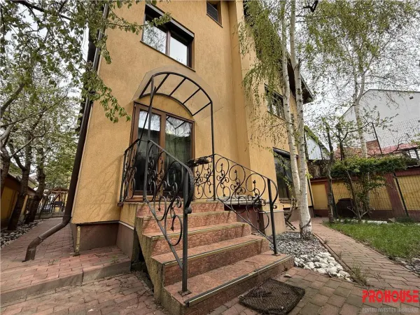 Casă 8 camere Bacău - poza 4