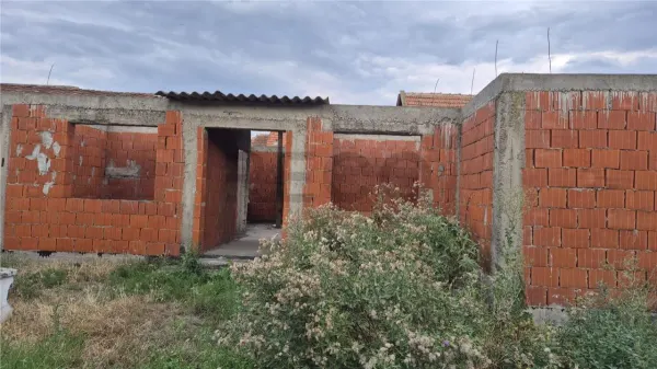 Casă 4 camere Cheresig - poza 2