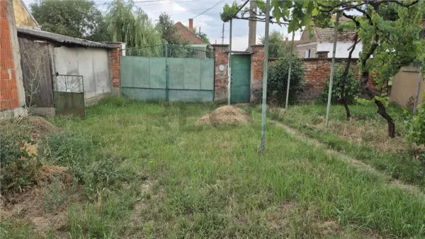 Casă 4 camere Cheresig - poza 3