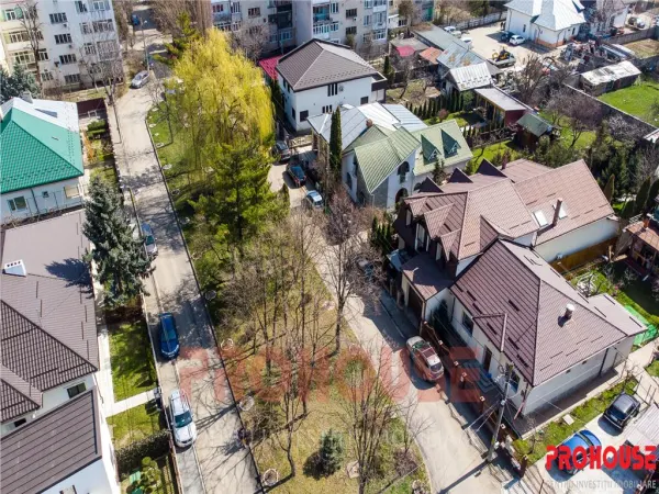 Casă 10 camere Bacău - poza 2