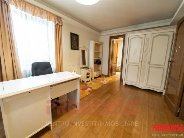 Casă 10 camere Bacău - poza 20