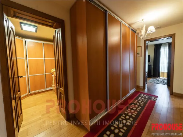 Casă 10 camere Bacău - poza 22