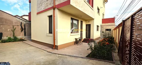 Apartament 3 camere Constanța - poza 1