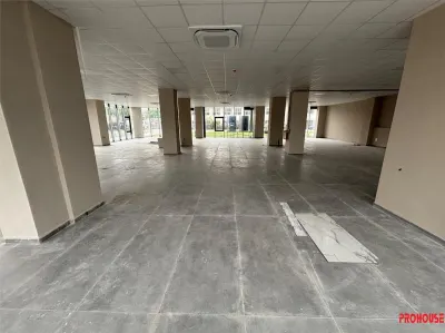 Spatiu comercial 430mp - BLOC 2026 - Str Bradului - PARCARE - Vitrina generoasa - foto 8