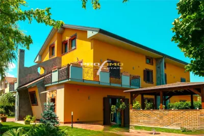 Vila Exclusivista P+2E+M zona Faleza Nord - Plaja Reyna - foto 14