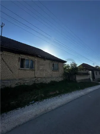 Casă 2 camere Budureasa - poza 1